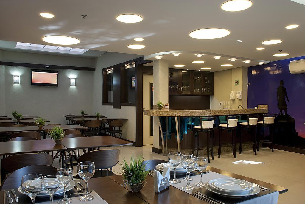 Hotel Master Express Moinhos de Vento Porto Alegre Exterior foto