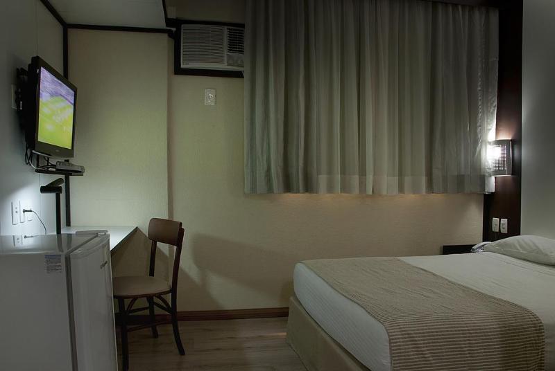 Hotel Master Express Moinhos de Vento Porto Alegre Exterior foto